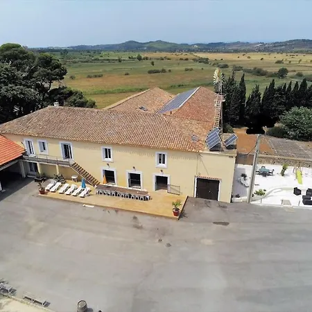 別荘 Grande Maison Familiale Avec Piscine Couverte Lespignan