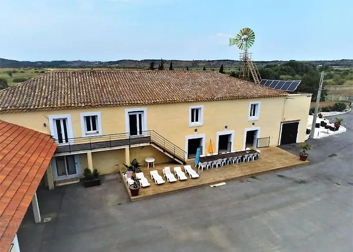 Grande Maison Familiale Avec Piscine Couverte Lespignan