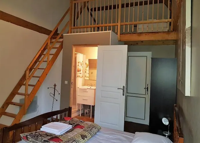 Grande Maison Familiale Avec Piscine Couverte Lespignan