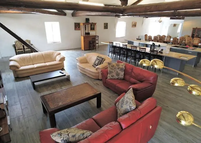 Grande Maison Familiale Avec Piscine Couverte
