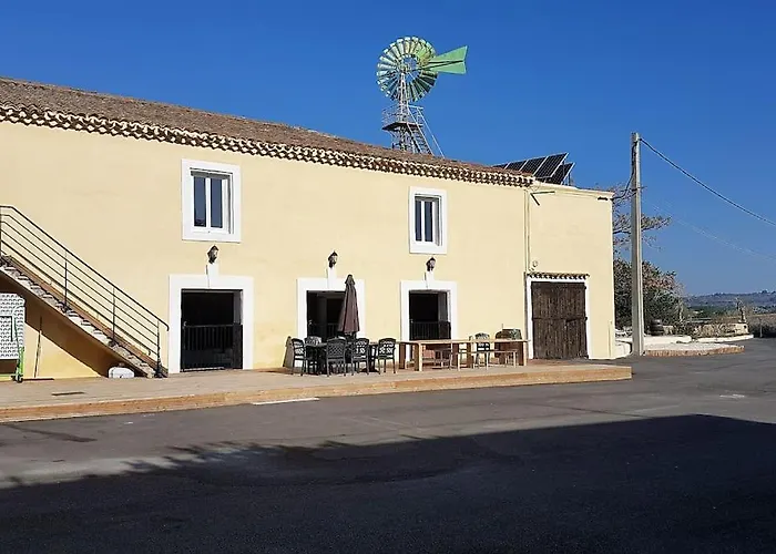 Grande Maison Familiale Avec Piscine Couverte * Lespignan
